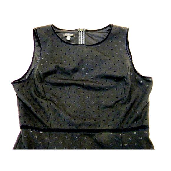 Talbots Women's Black Polka Dot Sleeveless Short Dress Stretch Travel Size 8P - Picture 3 of 5